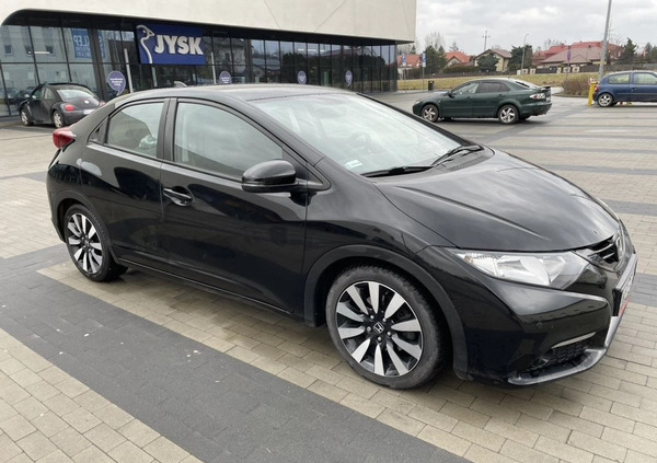 Honda Civic cena 47000 przebieg: 153000, rok produkcji 2014 z Praszka małe 137